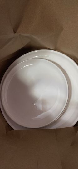 Kitchen plates, glassware