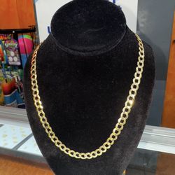 Gold Cuban 
