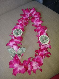 Pink lei