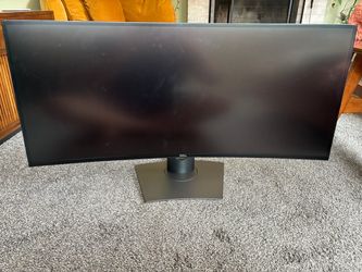 Dell UltraSharp 38in Curved Monitor