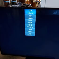 VIZIO TV GOOD CONDITION  52 INCHES  $90.00