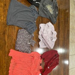 Small And Xs Women’s Clothes 