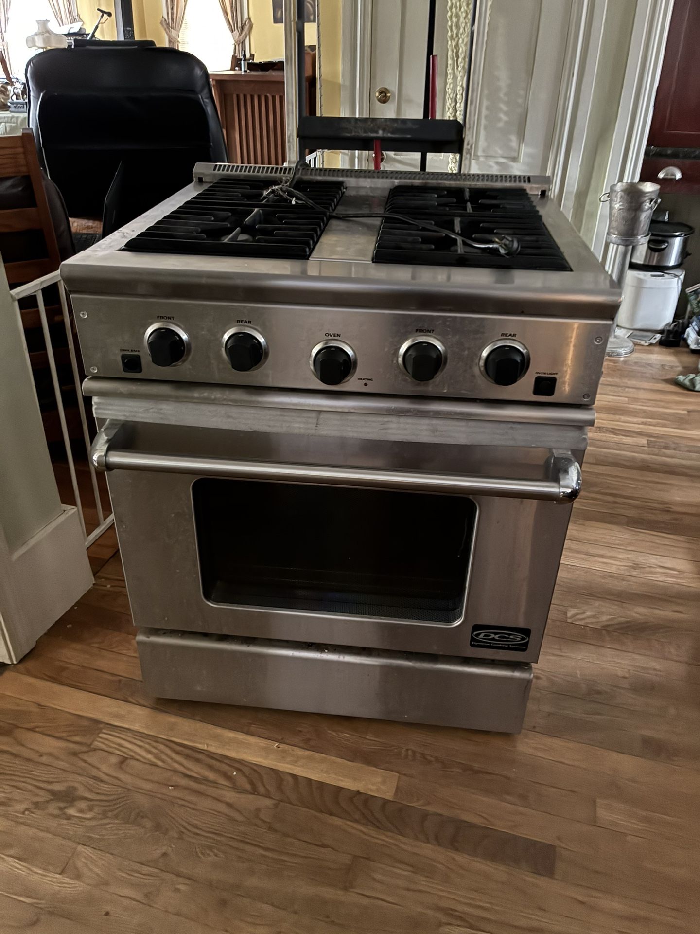 DCS 30 Inch Gas Range