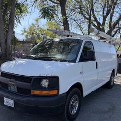 Chevy Express 2500 V8 