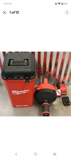 Milwaukee M18 FUEL Drain Snake with Case and Charger