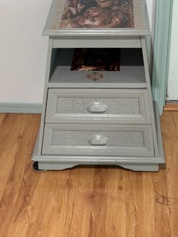 Cute nightstand