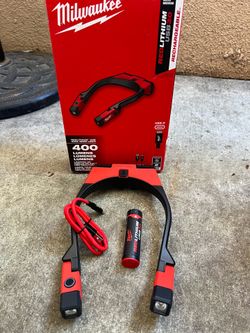 Milwaukee 400 Lumens LED REDLITHIUM Rechargeable Neck Light