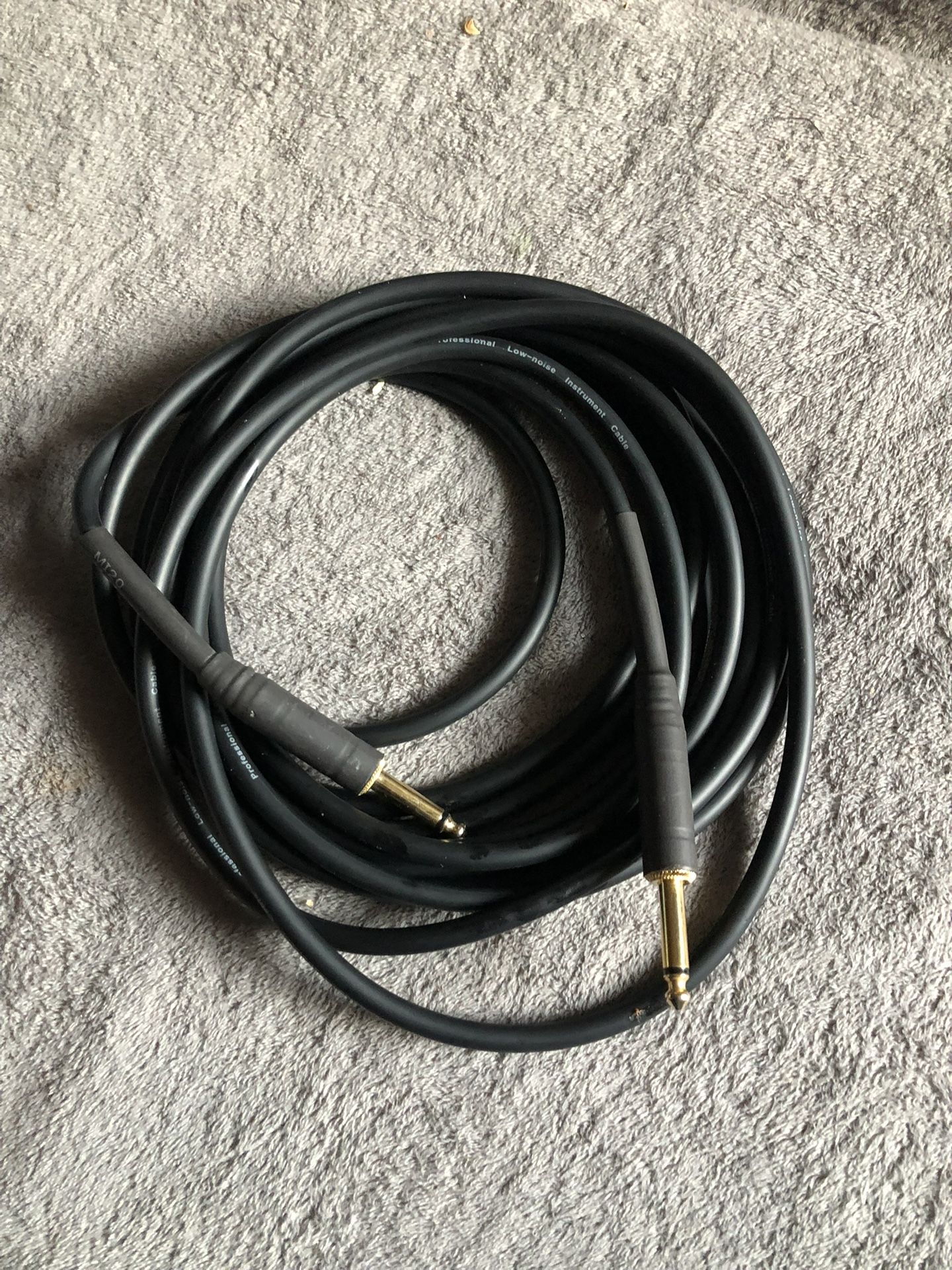 2 Guitar Wireles 1 15 Fits 1 20 Fits. For Profesional Audio $20 For Everything