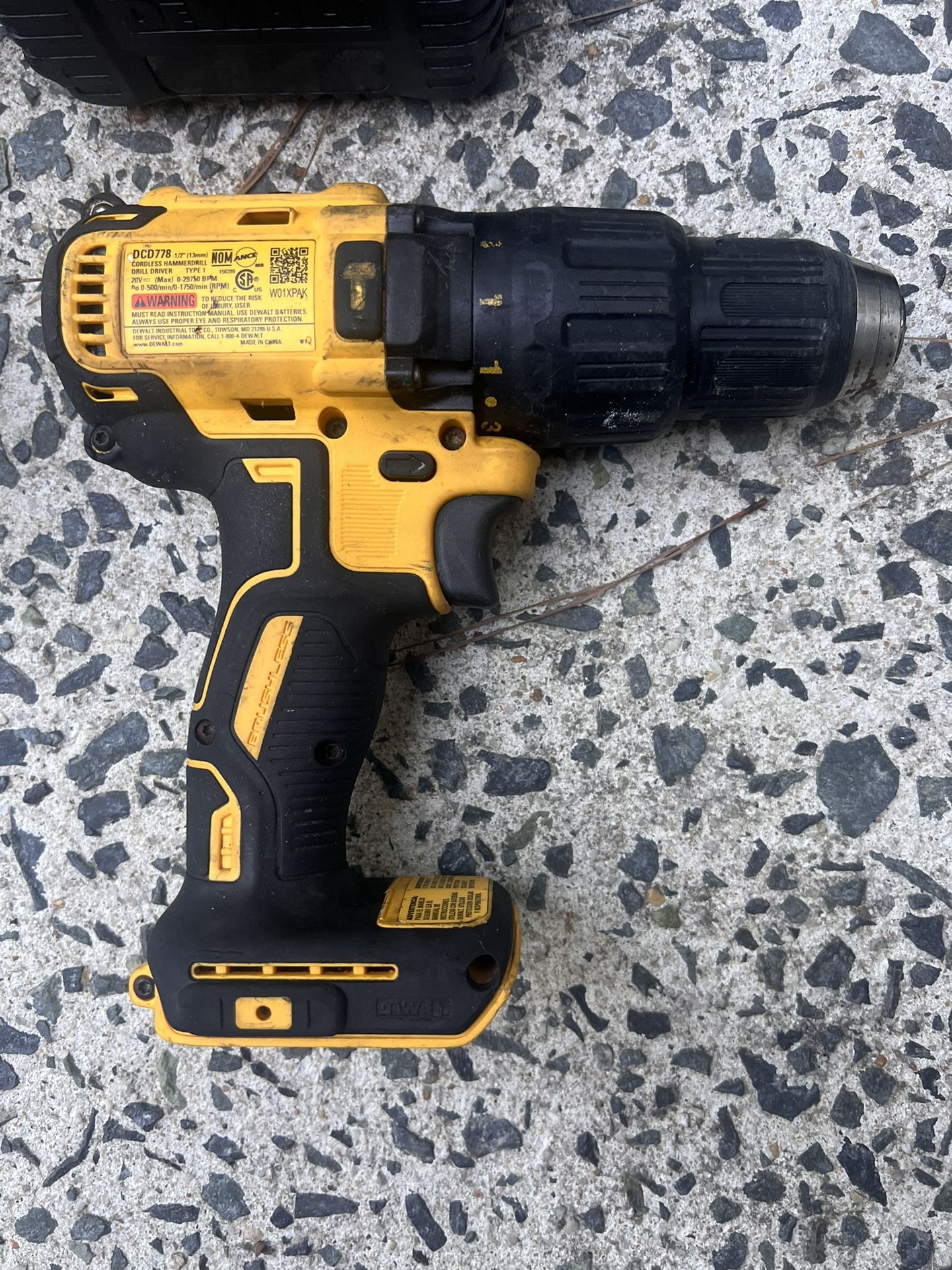 Dewalt xr 20v brushless hammer drill