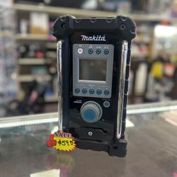 Makita job site speaker Bluetooth cordless