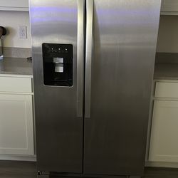 refrigerator, washer and dryer , and a couch all must go! 