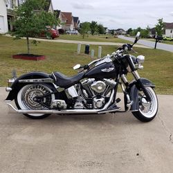Harley-Davidson FLSTNI Softail Deluxe
