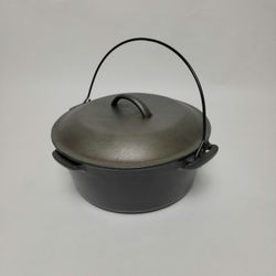 Vintage Ozark St Louis MO Union Made No 8 Cast Iron Dutch Oven With Lid Lid