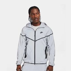 Nike Tech Woven Flash Jacket Reflect Silver | Men’s Size XL | FZ7585-035