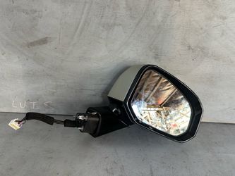 2024 2025 2026 2027 HYUNDAI SANTA FE RIGHT PASSENGER SIDE MIRROR W/CAMERA OEM