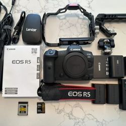 Canon Eos R5 Camera & Lens