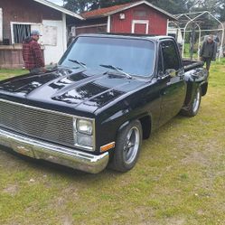 1983 C10 Stepside Shortbox 