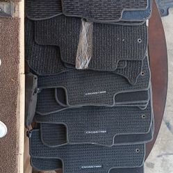 Subaru Outback Floor Mats $30