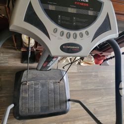 Confidence Fitness Shaker With Resistance Bands