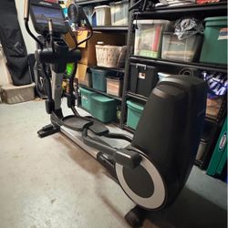 Life Fitness Elliptical 