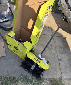 RYOBI Expand-It Sweeper Attachment