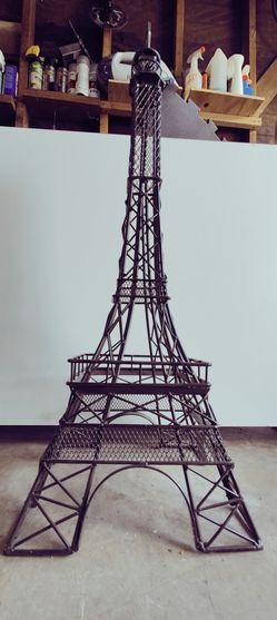 Eiffel Tower Replica