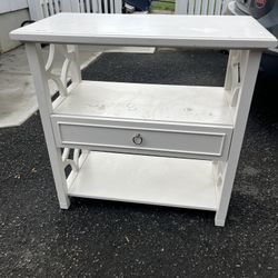 Pottery Barn Kids Bookshelf W Drawer