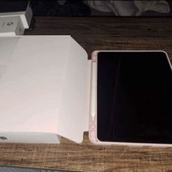 iPad Pro 11' 3rd gen w/ Apple Pencil 2 & Pink Case