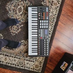 Akai MPK49 Keyboard 