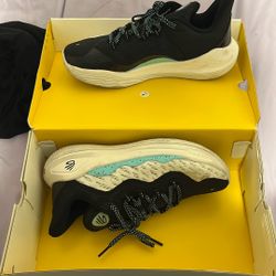 Curry Basketball Shoes