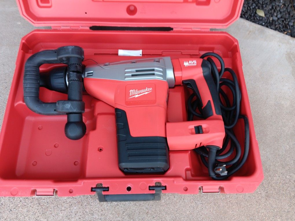 SDS DEMOLITION HAMMER DRILL MILWAUKEE
