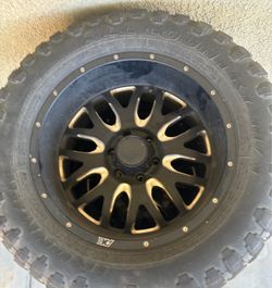 Full Set Of Ironman Mud Tires 35 x 12.5 on 20” rims