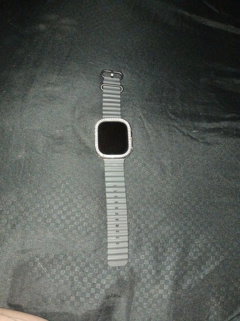 Apple Watch Ultra 2 GPS + Cellular Titanium Case