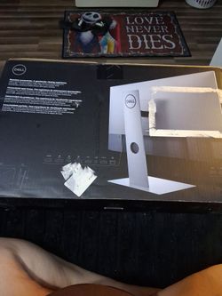Dell UltraSharp 24 USB-C Hub Monitor