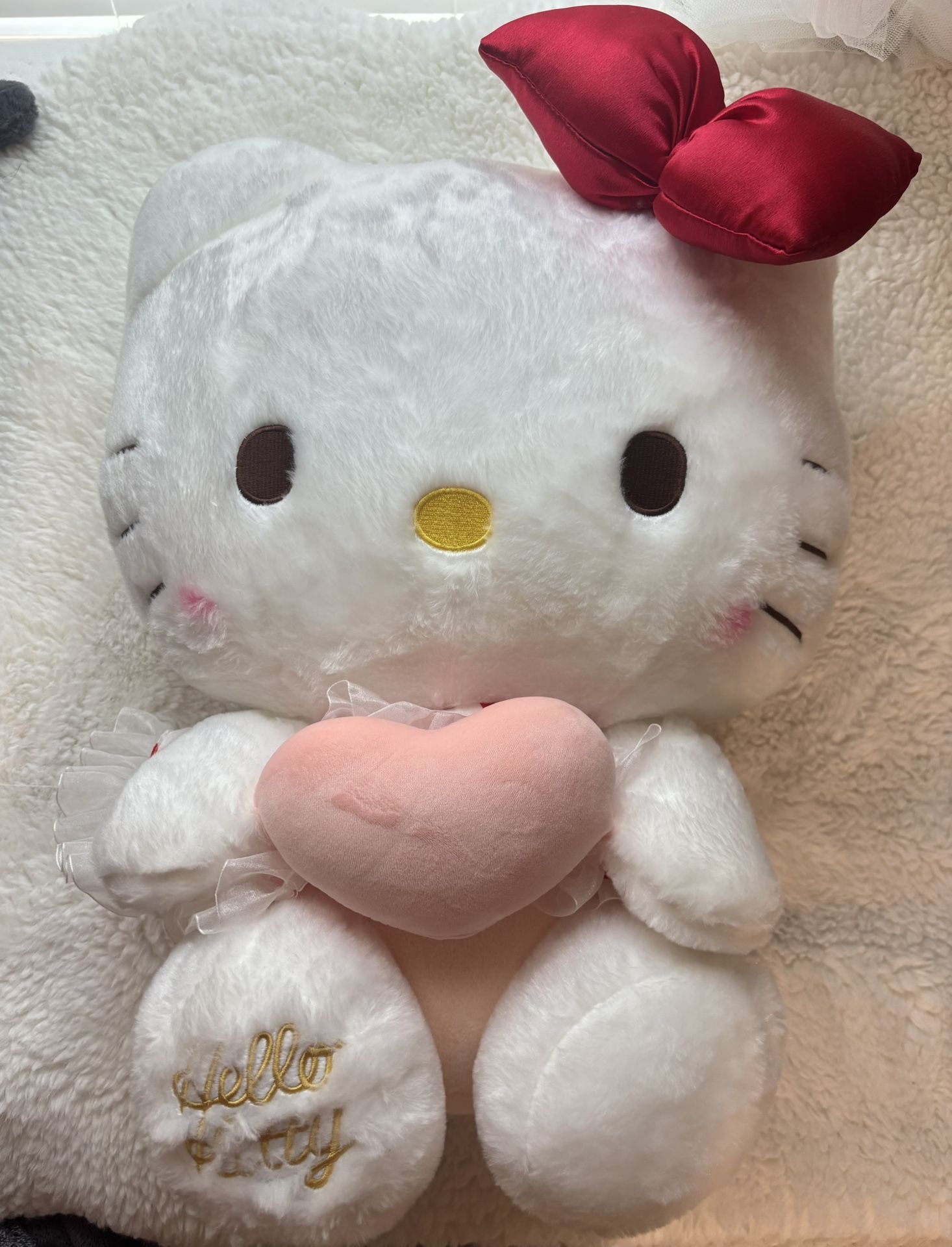 Valentine Hello Kitty Plush