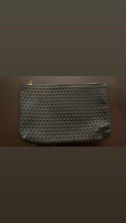 Women’a makeup bag