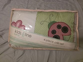 2000s 4-piece ladybug crib set