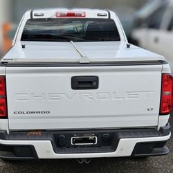 Chevy Colorado Hard Tonneau Cover