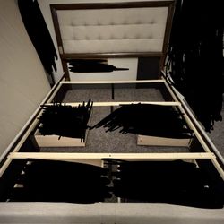 QUEEN Bed Frame Box And Drawers Included