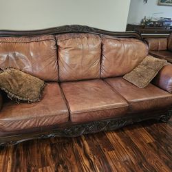 Sofa,couch W/free Recliner 