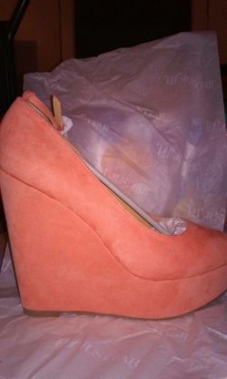 Women's wedges.