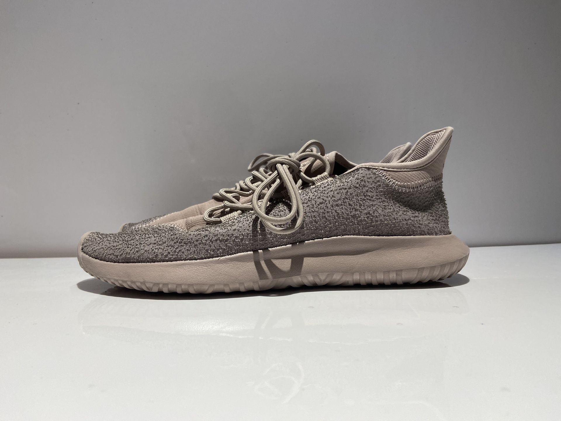 Adidas Tubular “Cream” Men’s size 9