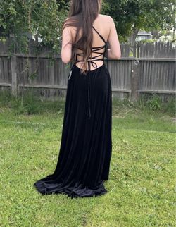 Black prom dress