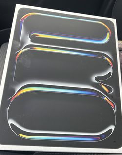 Brand New In Sealed Box Apple iPad Pro 13in 256GB