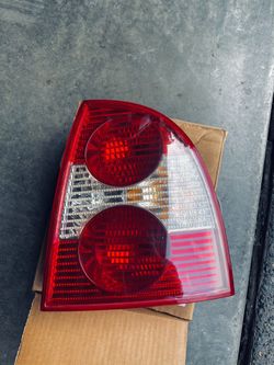 Volkswagen Passat Taillight 