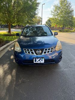 Nissan Rogue SUV – Blue