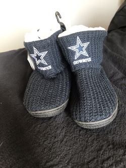 **BRAND NEW Dallas Cowboys boot slippers