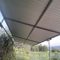 24x10 Horse Stable Cover Awning And Fencing 