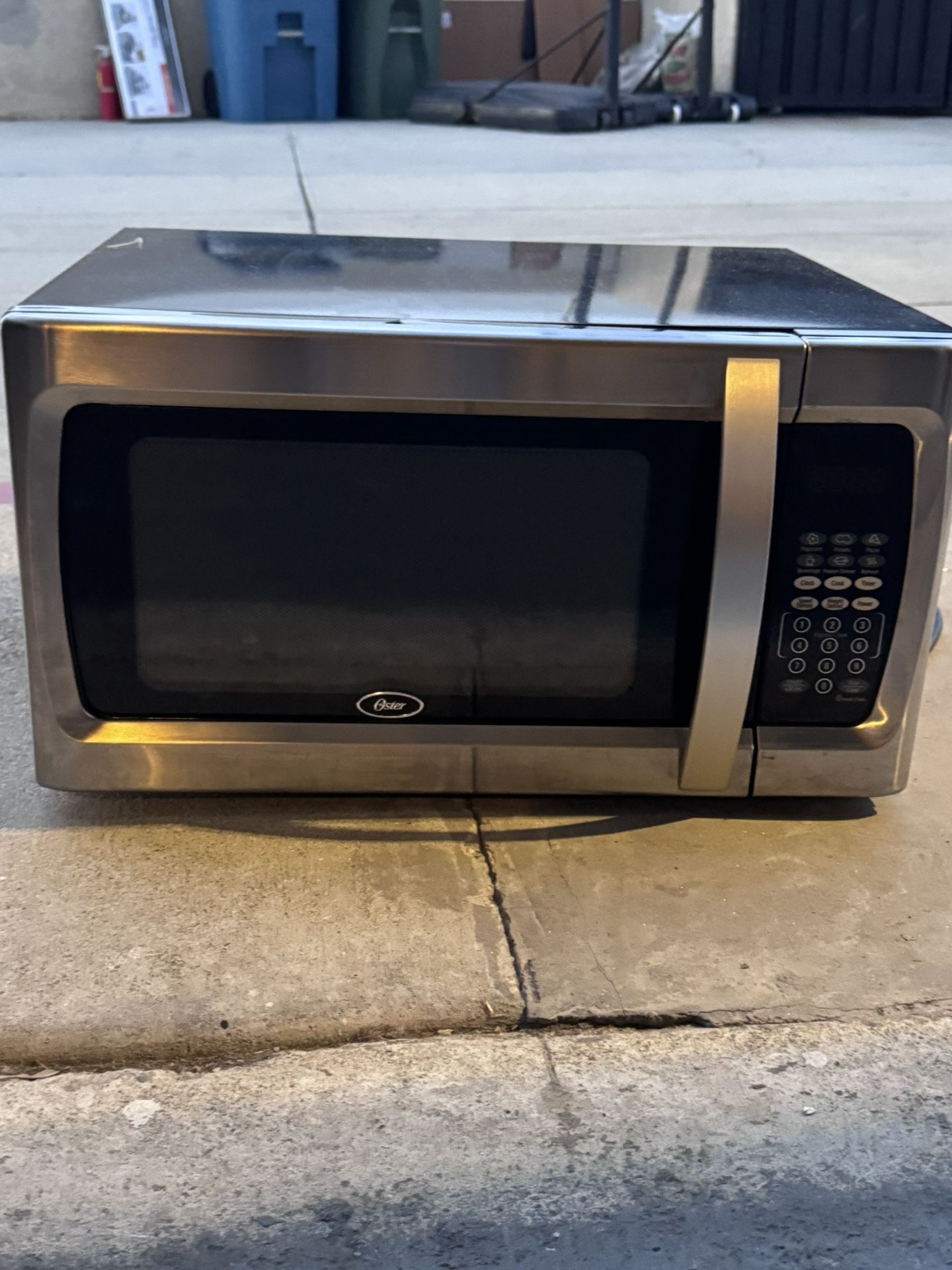 Oster Microwave