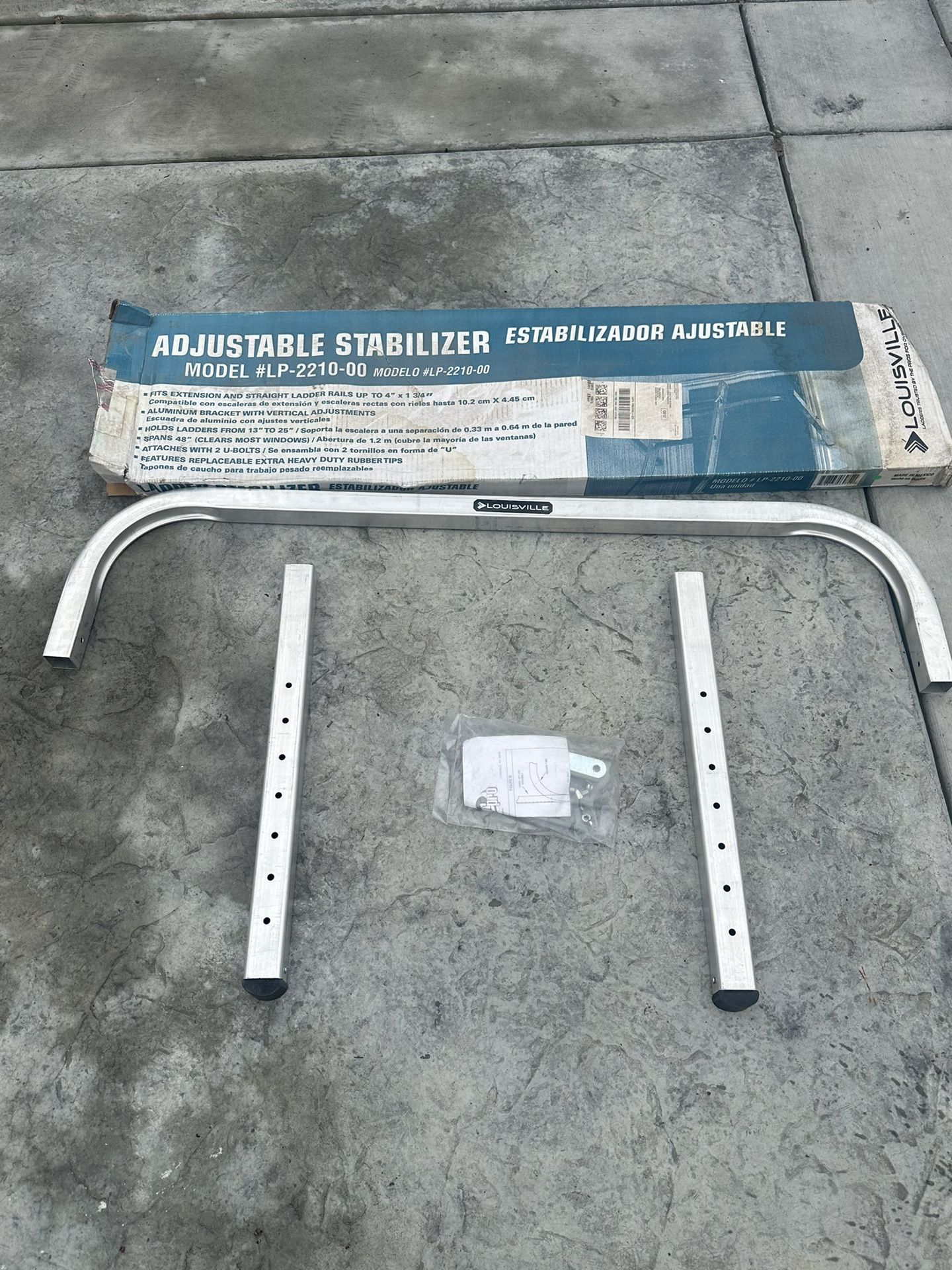 Adjustable Ladder Stabilizer